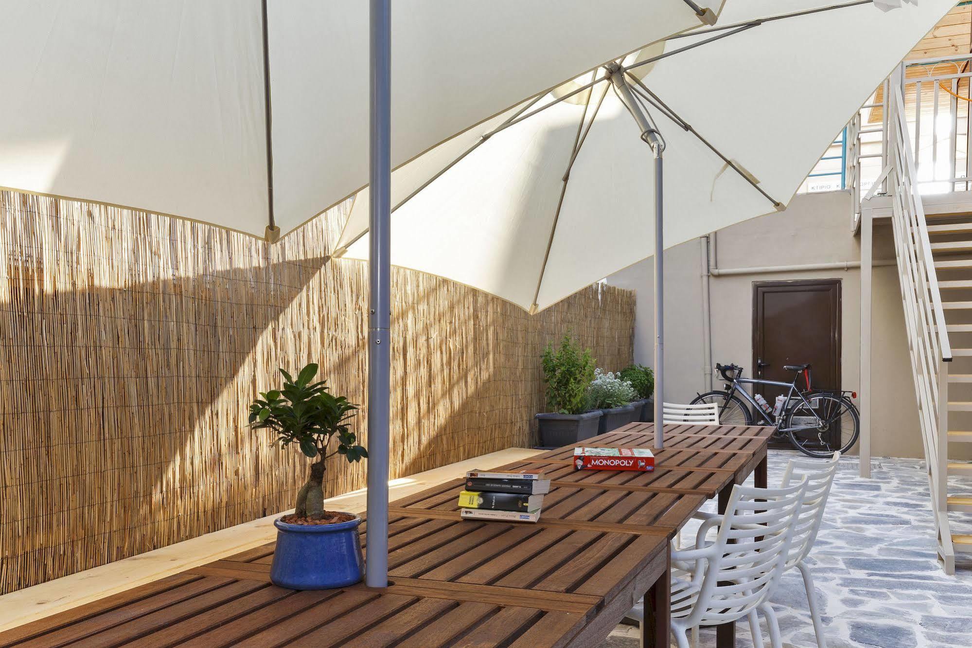 Stay Rhodes Hostel & Bar Родос Экстерьер фото